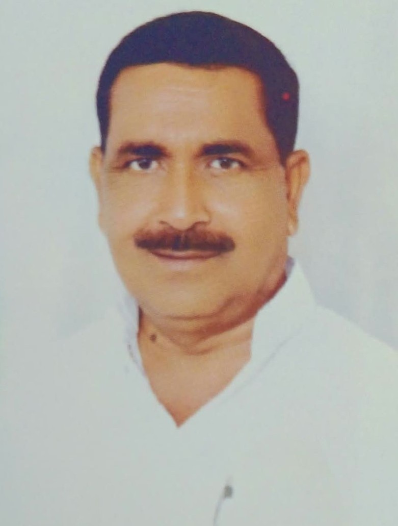 Shri Santbaks Singh (Chunnu Singh)